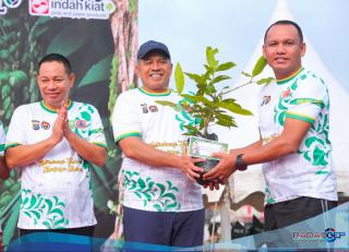 Ajak Warga Lestarikan Hutan, Bupati Siak Lepas Peserta Karhutla Fun Run